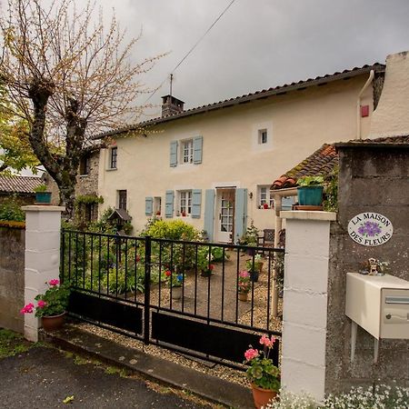 La Maison Des Fleurs Montembœuf Exterior foto