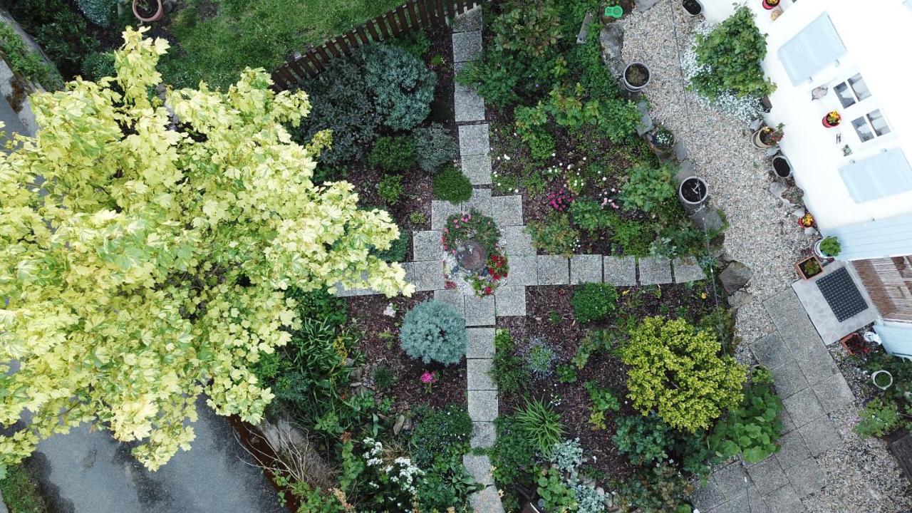 La Maison Des Fleurs Montembœuf Exterior foto
